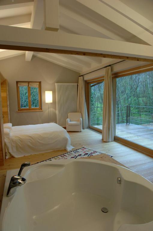 La Subida Aparthotel Cormòns Rom bilde